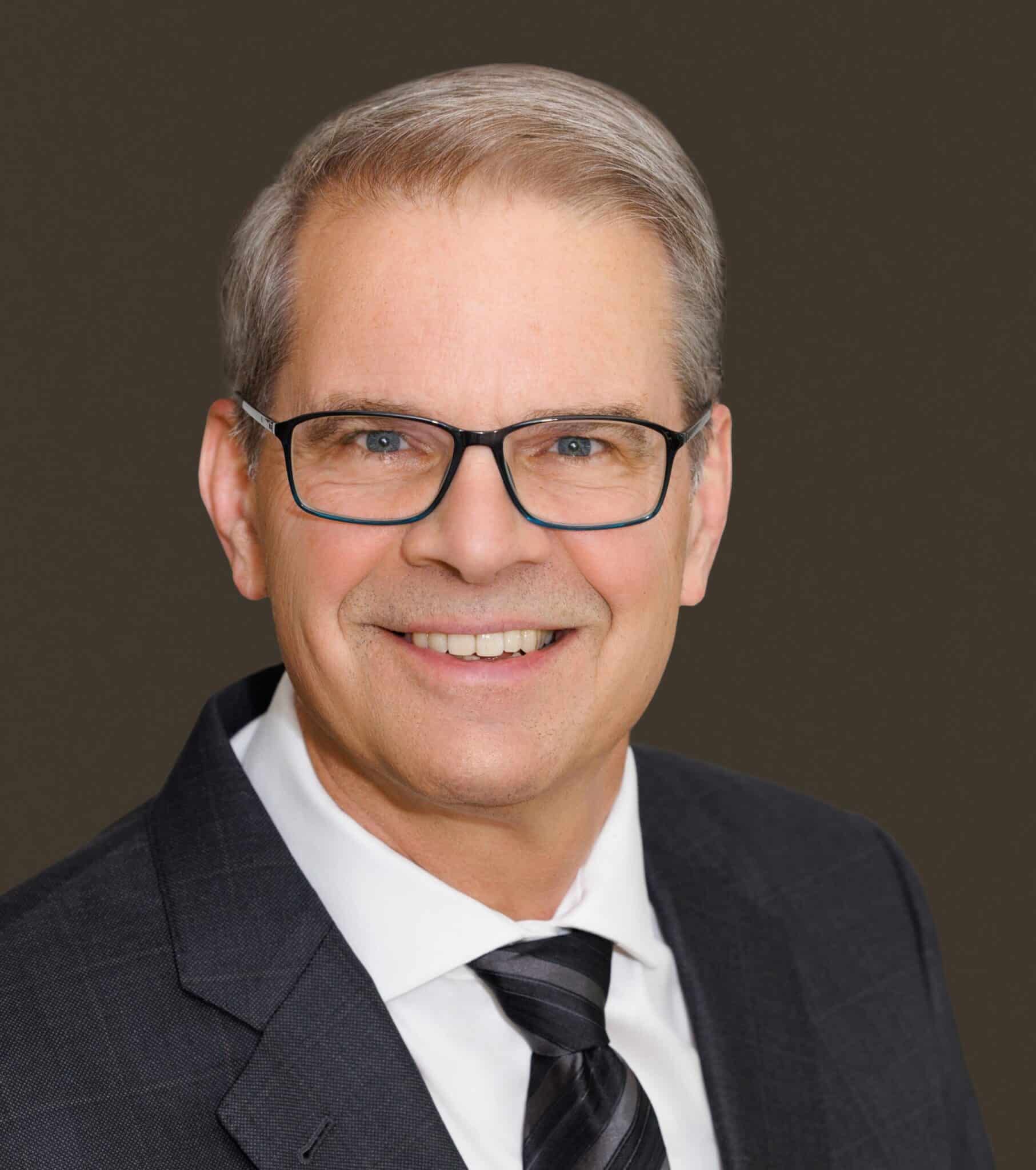 David Pratt, M.D. | Oculofacial & Facial Plastic Surgeon